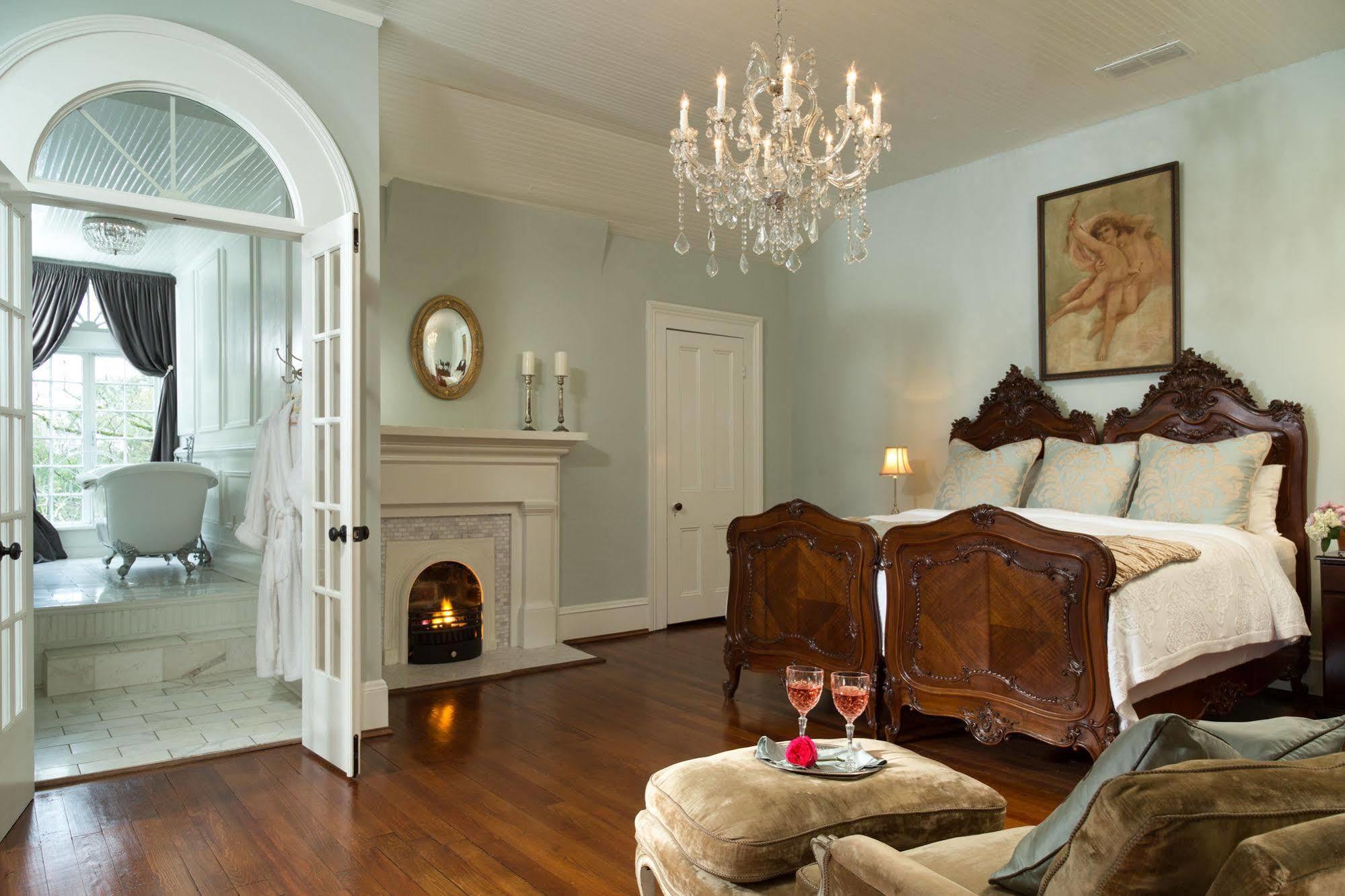 The Twelve Oaks Bed & Breakfast Covington Extérieur photo